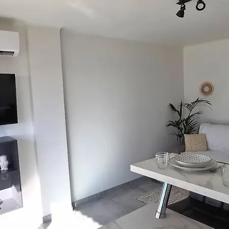 Pointe Croisette 2 Min A Pieds *